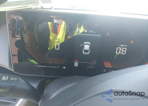 2025 Kia K4 Lxs z USA, uszkodzony, nr VIN 3KPFT4DE4SE168894